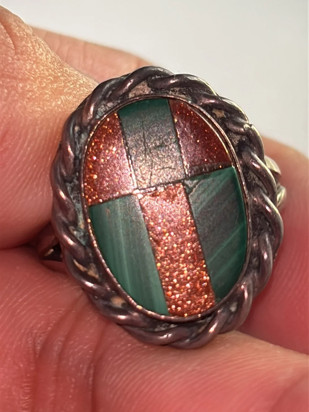 Sterling Silver Inlay Green Malachite and Copper Glitter Oval Ring